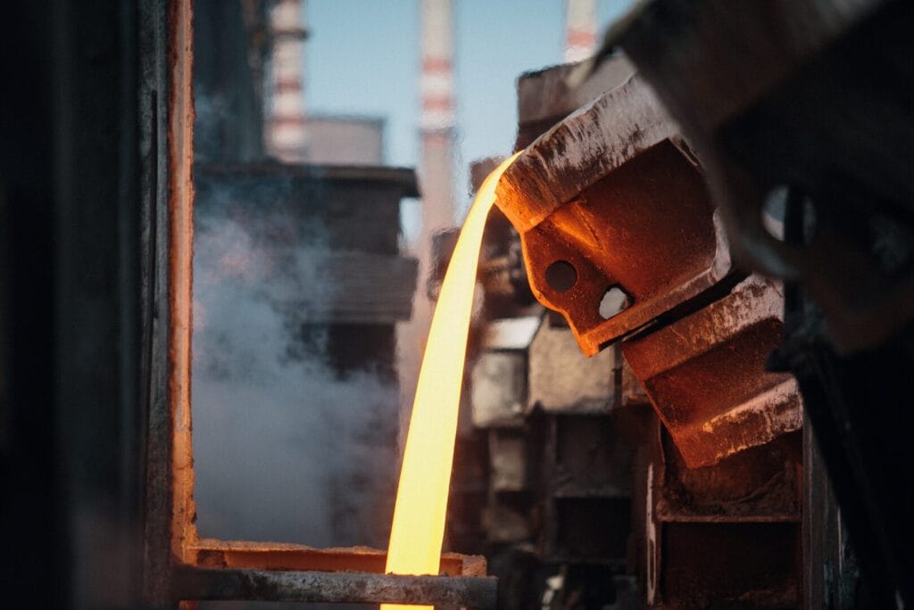 ladle pouring steel